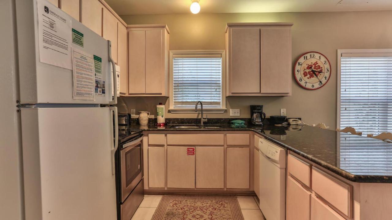 דסטין Biglows Bungalow - About A Quarter Mile To Private Neighborhood Beach Access, Pet Friendly, Community Pool מראה חיצוני תמונה
